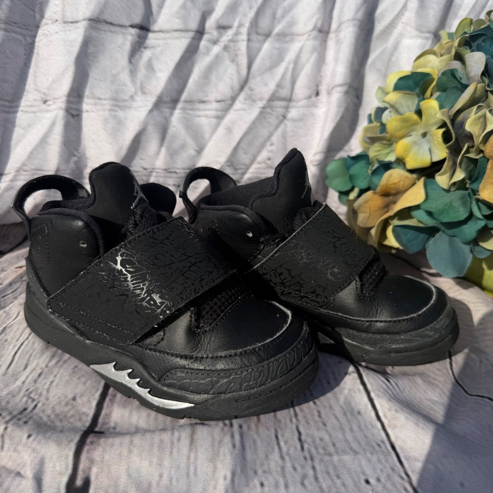 Jordan Son of Mars Toddler 9C Black Basketball Shoes 512244-010 Jumpman Sneakers